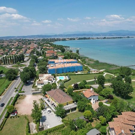 A.G. Holiday Hotel Sirmione Exterior photo