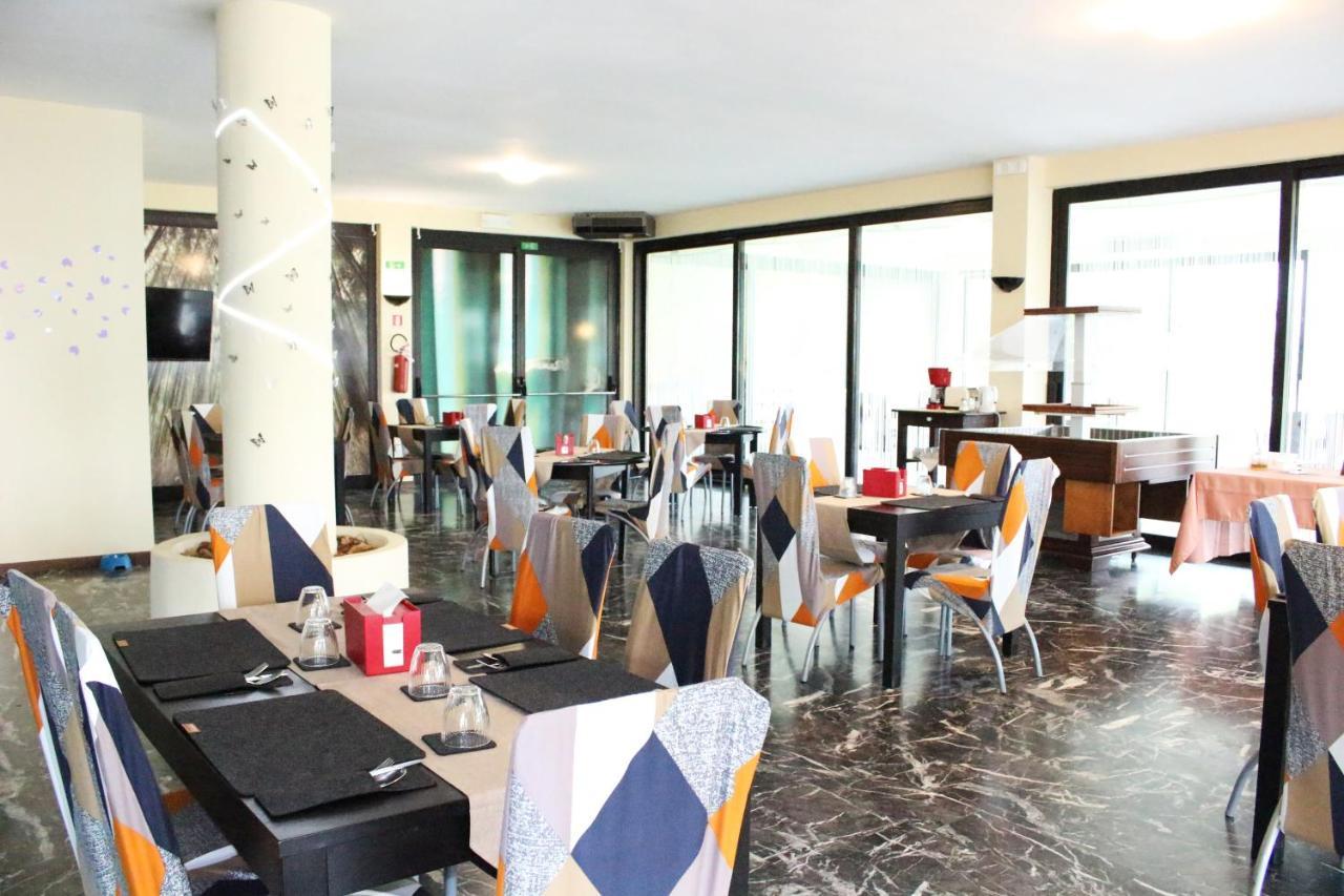 A.G. Holiday Hotel Sirmione Exterior photo