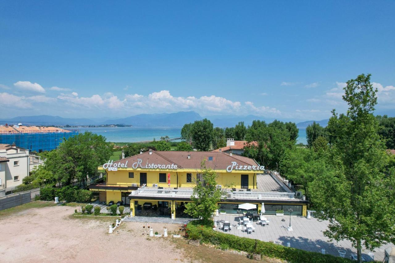 A.G. Holiday Hotel Sirmione Exterior photo