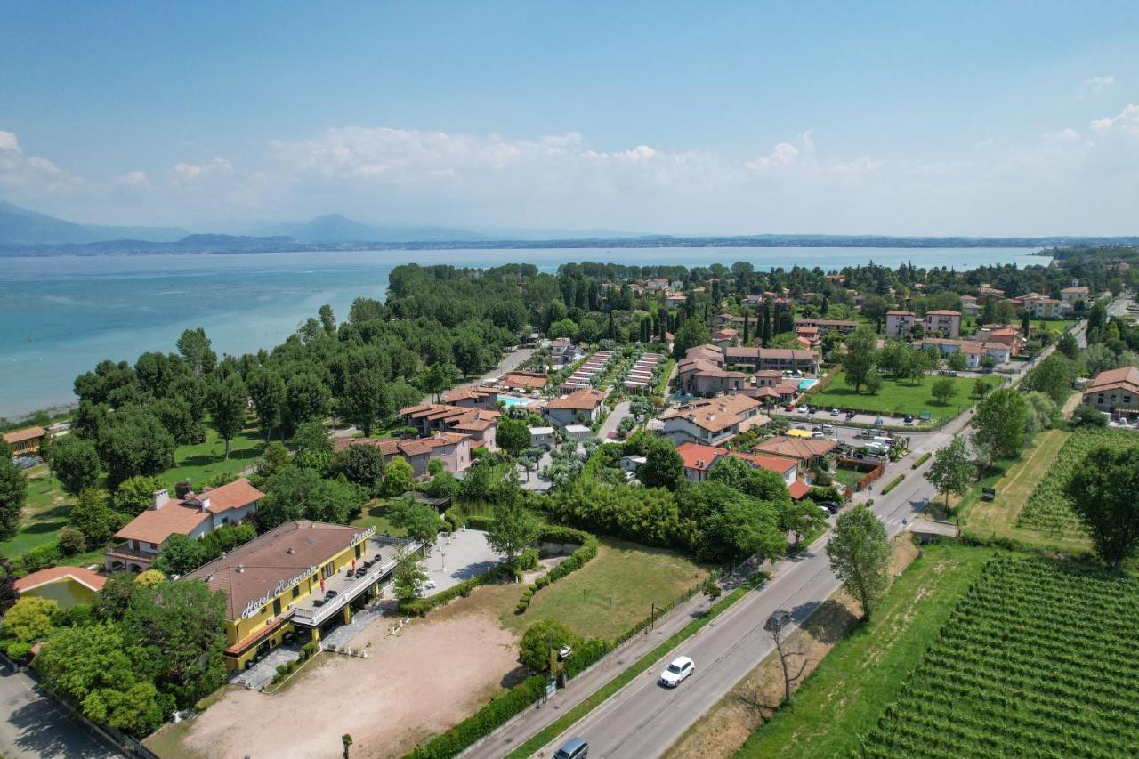 A.G. Holiday Hotel Sirmione Exterior photo