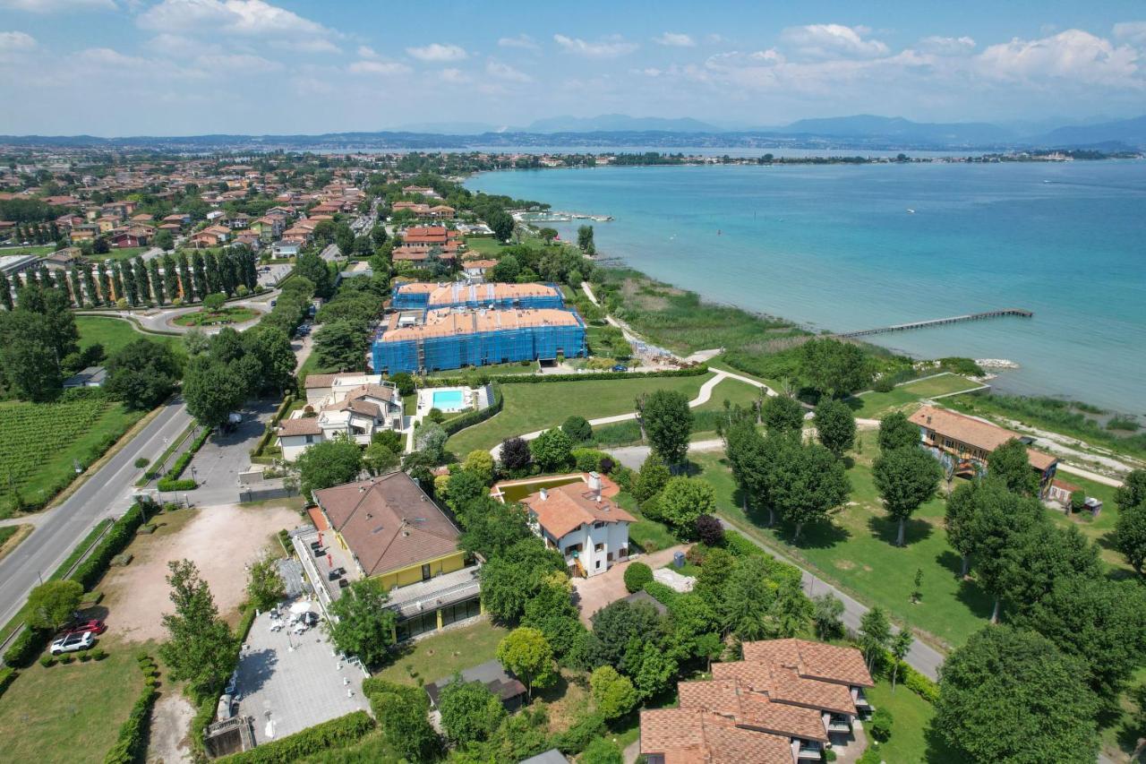A.G. Holiday Hotel Sirmione Exterior photo