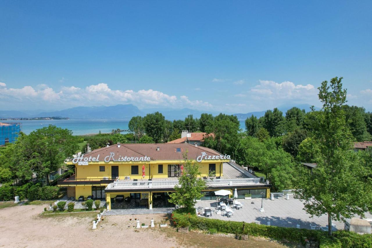 A.G. Holiday Hotel Sirmione Exterior photo